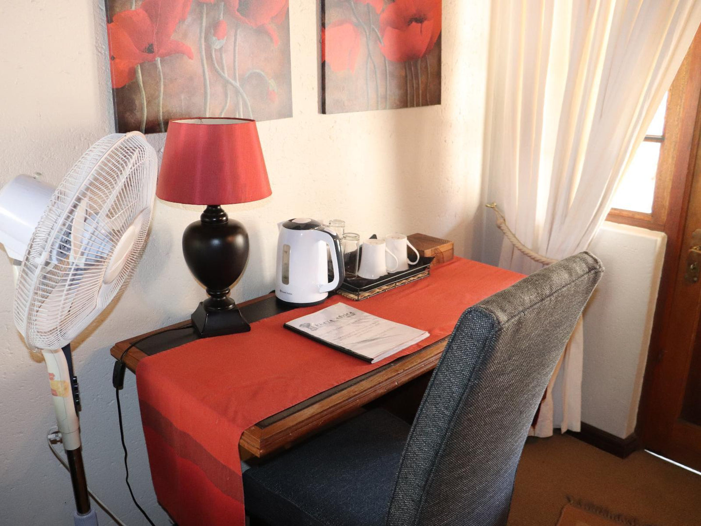 Deluxe Double Room with Balcony @ Khaya Africa