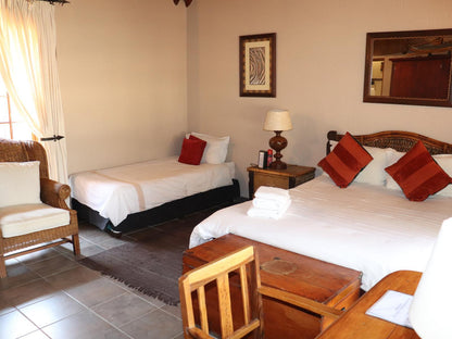 Deluxe Double Room with Bath & Shower @ Khaya Africa