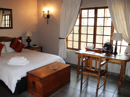 Deluxe Double Room with Bath & Shower @ Khaya Africa