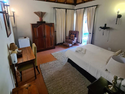 Double Room with Shower and Bath @ Khaya Africa