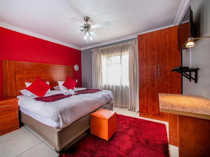 Khayalami Hotel - Ermelo, Standard Room - King, Bedroom