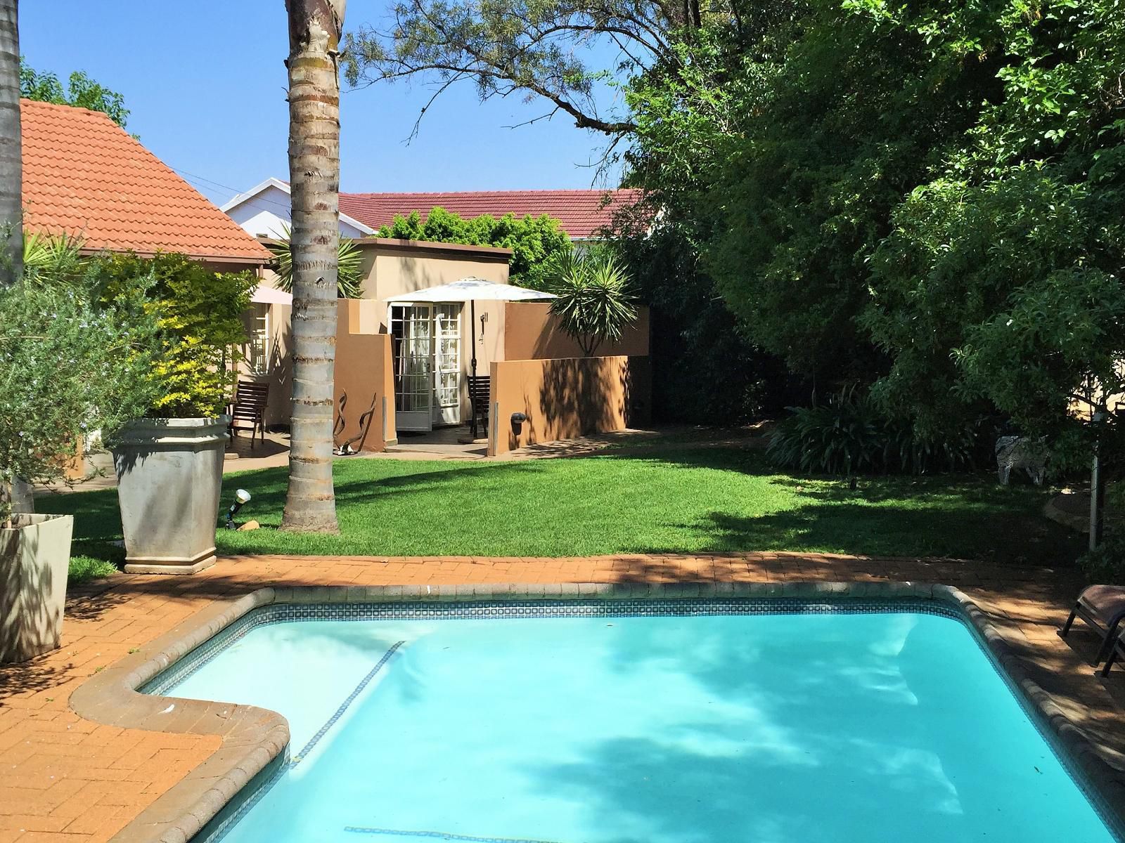 Khayamanzi Guesthouse, House, Building, Architecture, Palm Tree, Plant, Nature, Wood, Garden, Swimming Pool