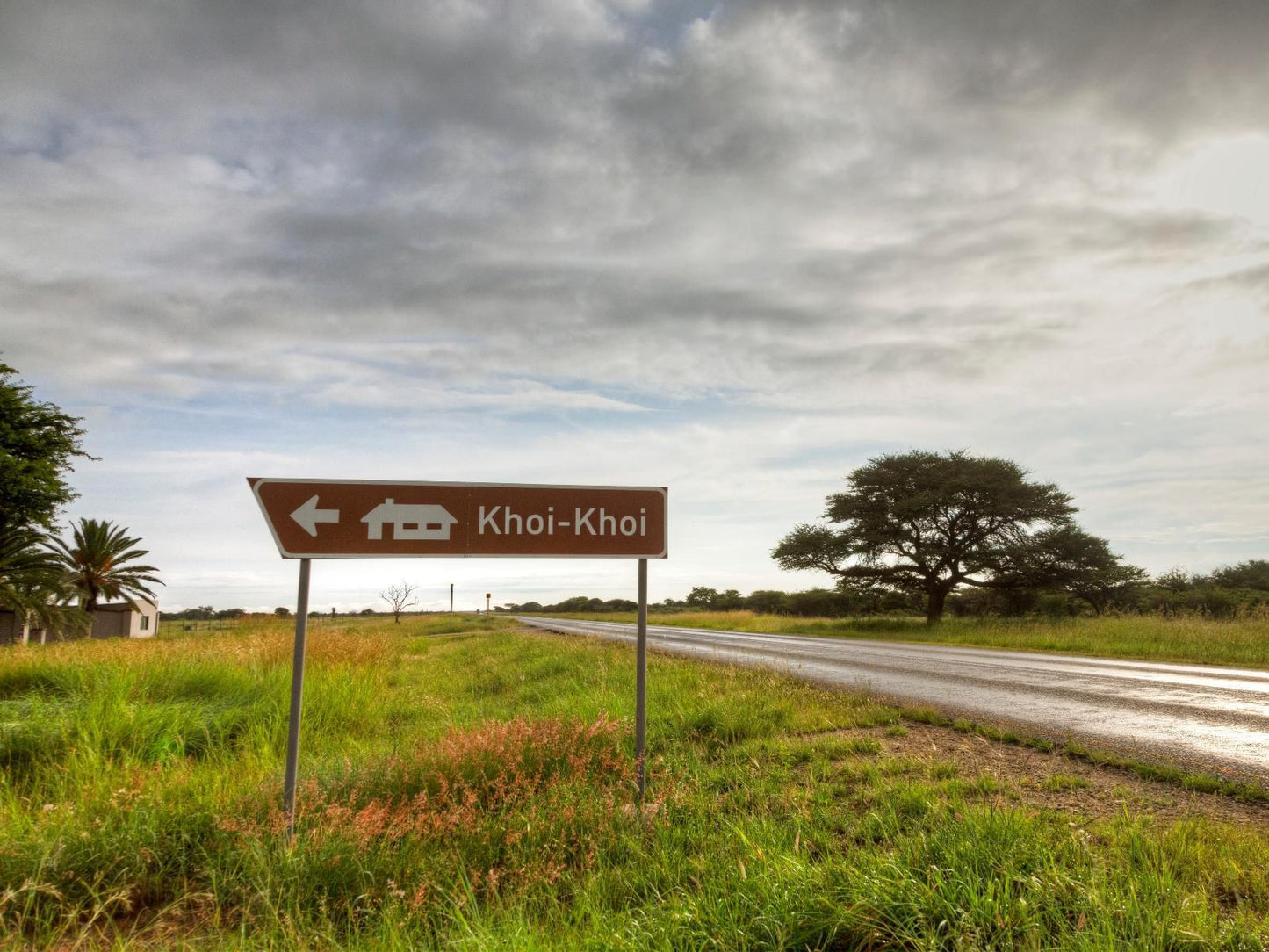 Khoi-Khoi Guesthouse, Sign