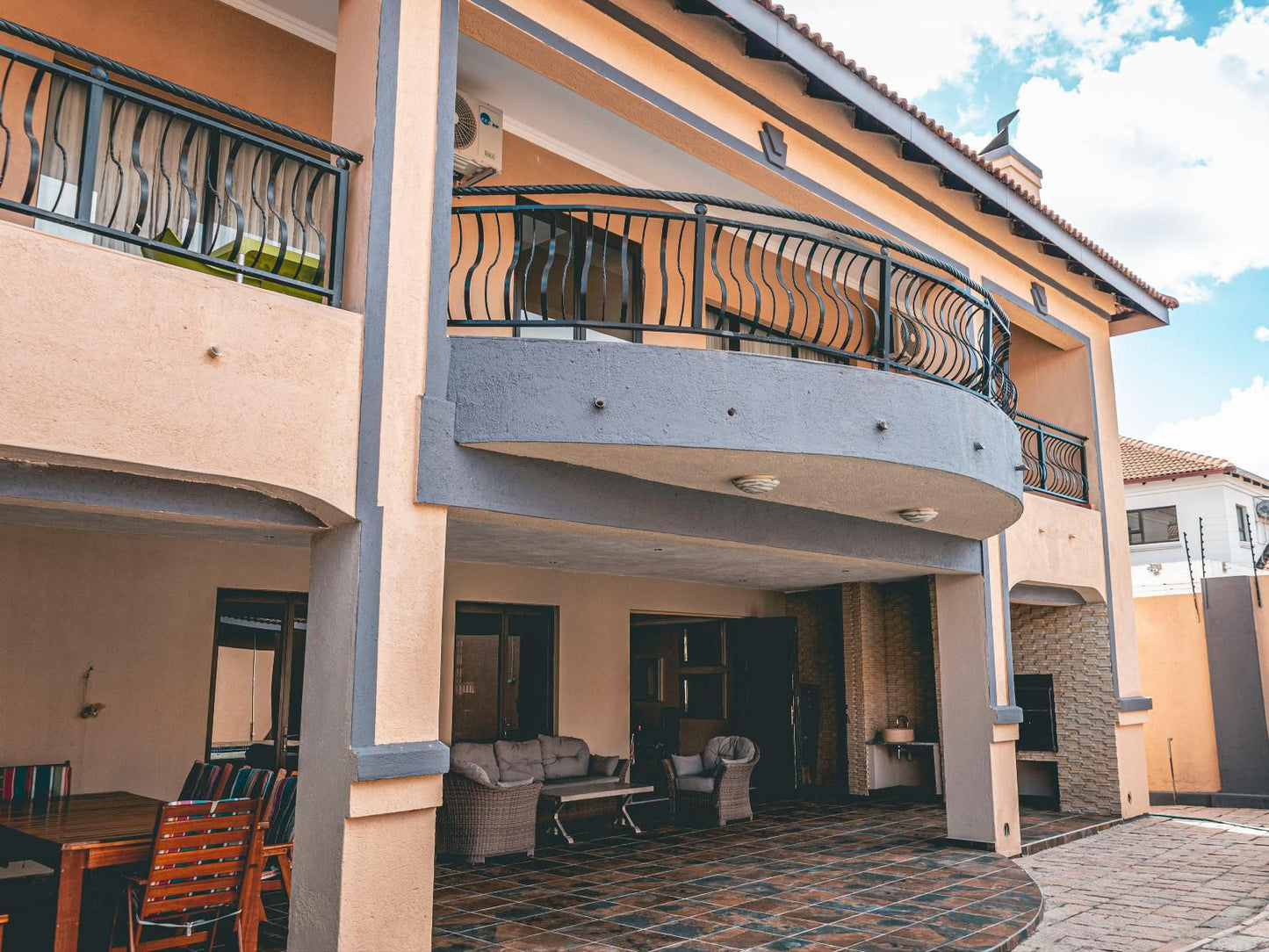 Khutso Boutique Hotel, Balcony, Architecture, House, Building