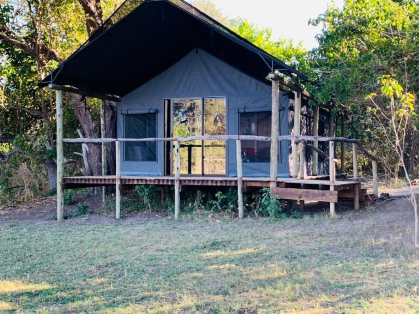 Khwai Expeditions Camp, Queen Room with Bath and Shower, Cabin, Building, Architecture