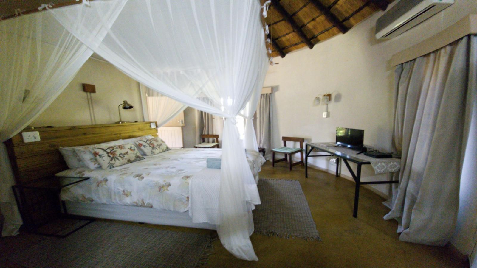 Kiaat Bungalows Hazyview Mpumalanga South Africa Bedroom