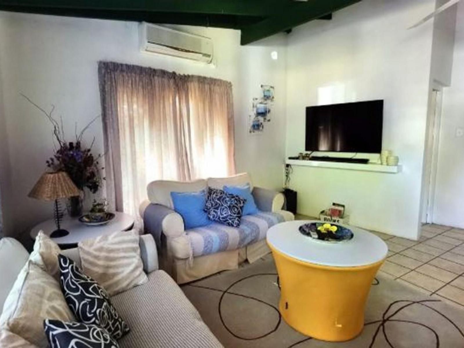 Kiki S Khaya Botterkloof Stilbaai Western Cape South Africa Living Room
