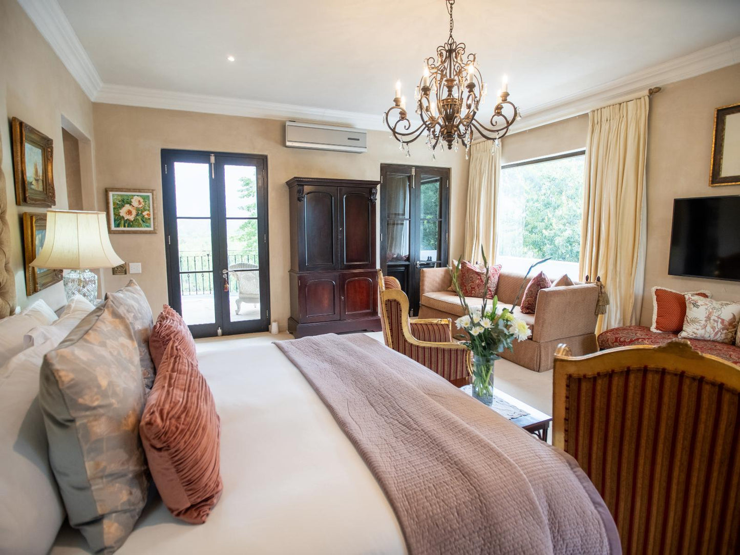FRP - Honeymoon Suite @ Kilima Franschhoek