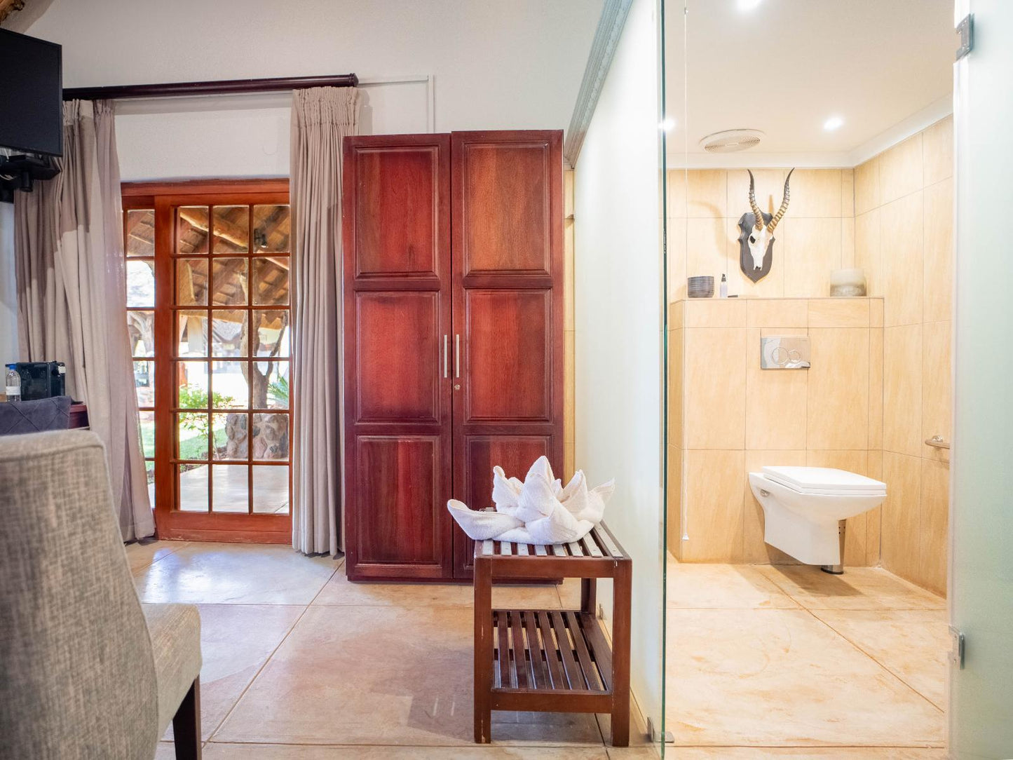 Wheelchair Friendly Suite @ Kilima Private Game Reserve And Spa