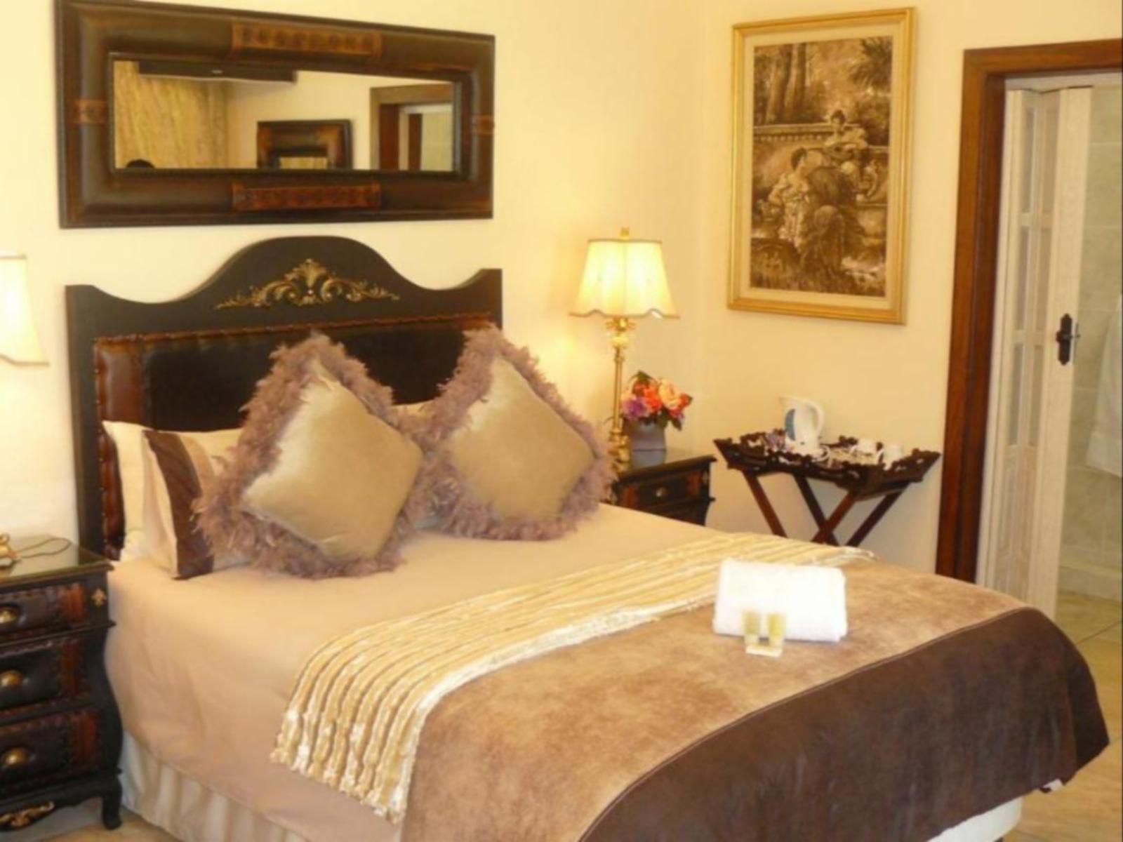 Kimberley Manor Guesthouse, 4. Standard Room with Garden View, Sepia Tones, Bedroom