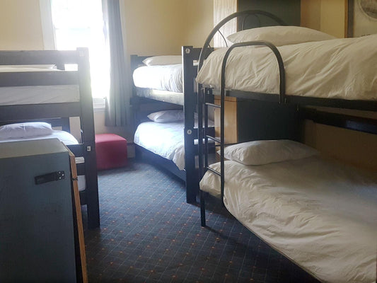 Rm4-Female Dorm 6 sleeper En suite @ Kimbo Lodge Backpackers