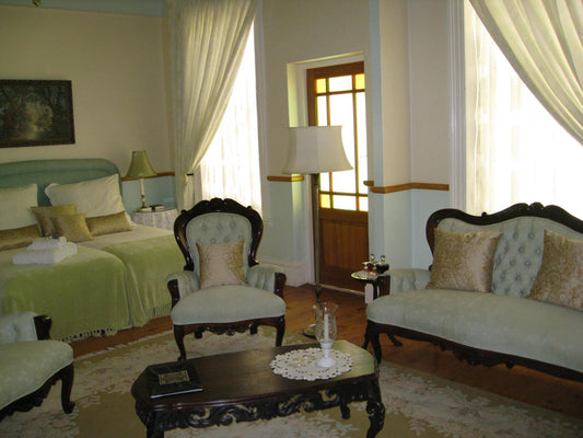 Luxury Appointed Suites. @ Kingna Lodge