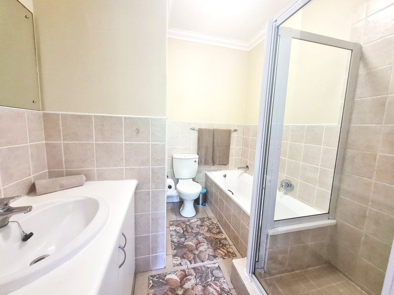 Kingfisher Unit E St Michaels On Sea Margate Kwazulu Natal South Africa Bathroom