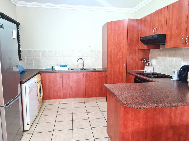 Kingfisher Unit E St Michaels On Sea Margate Kwazulu Natal South Africa Kitchen