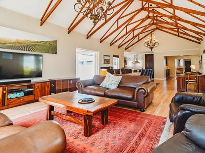 Kingsgate Houses, Knights Retreat, Kingswood Golf Estate, Living Room