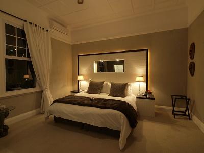 Classic Double Rooms @ Kingslyn Boutique Guest House