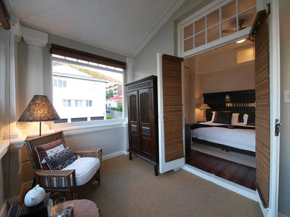 Suites with extra Lounge @ Kingslyn Boutique Guest House