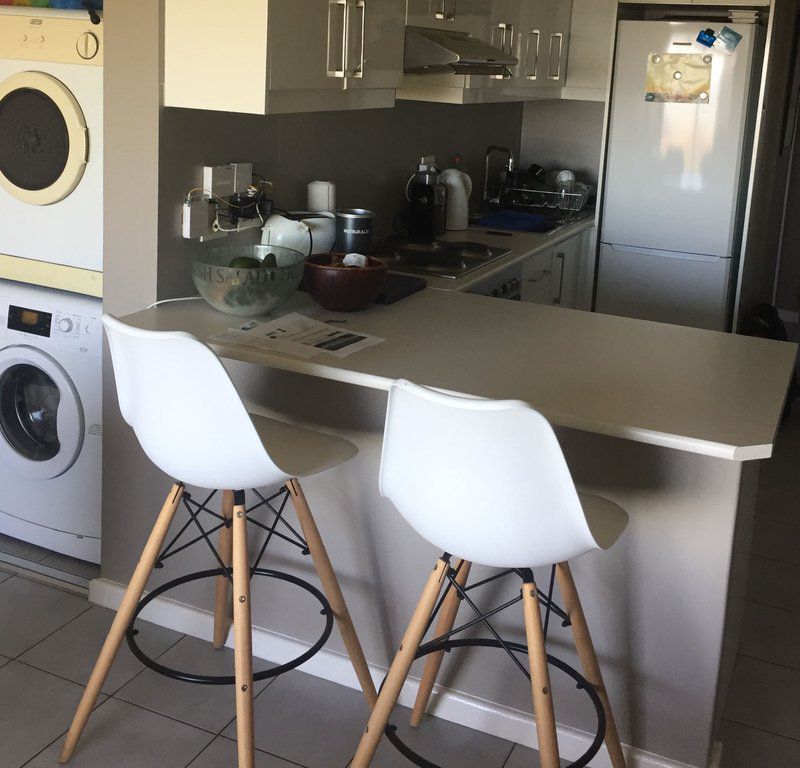 Kite Dolphin Beach Apartment Bloubergrant Blouberg Western Cape South Africa Kitchen