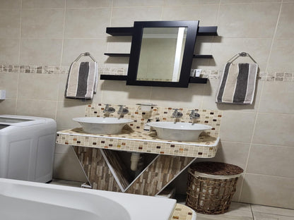 Kiwara Guesthouse Northcliff Johannesburg Gauteng South Africa Unsaturated, Mosaic, Art, Place Cover, Food, Bathroom