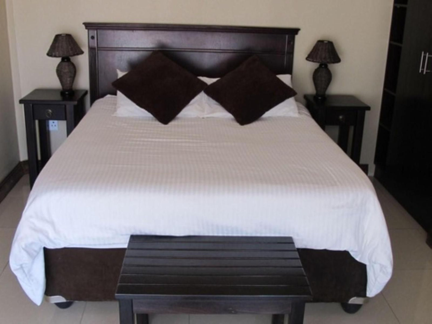 Klein Windhoek Guesthouse, Standard Double Room, Bedroom