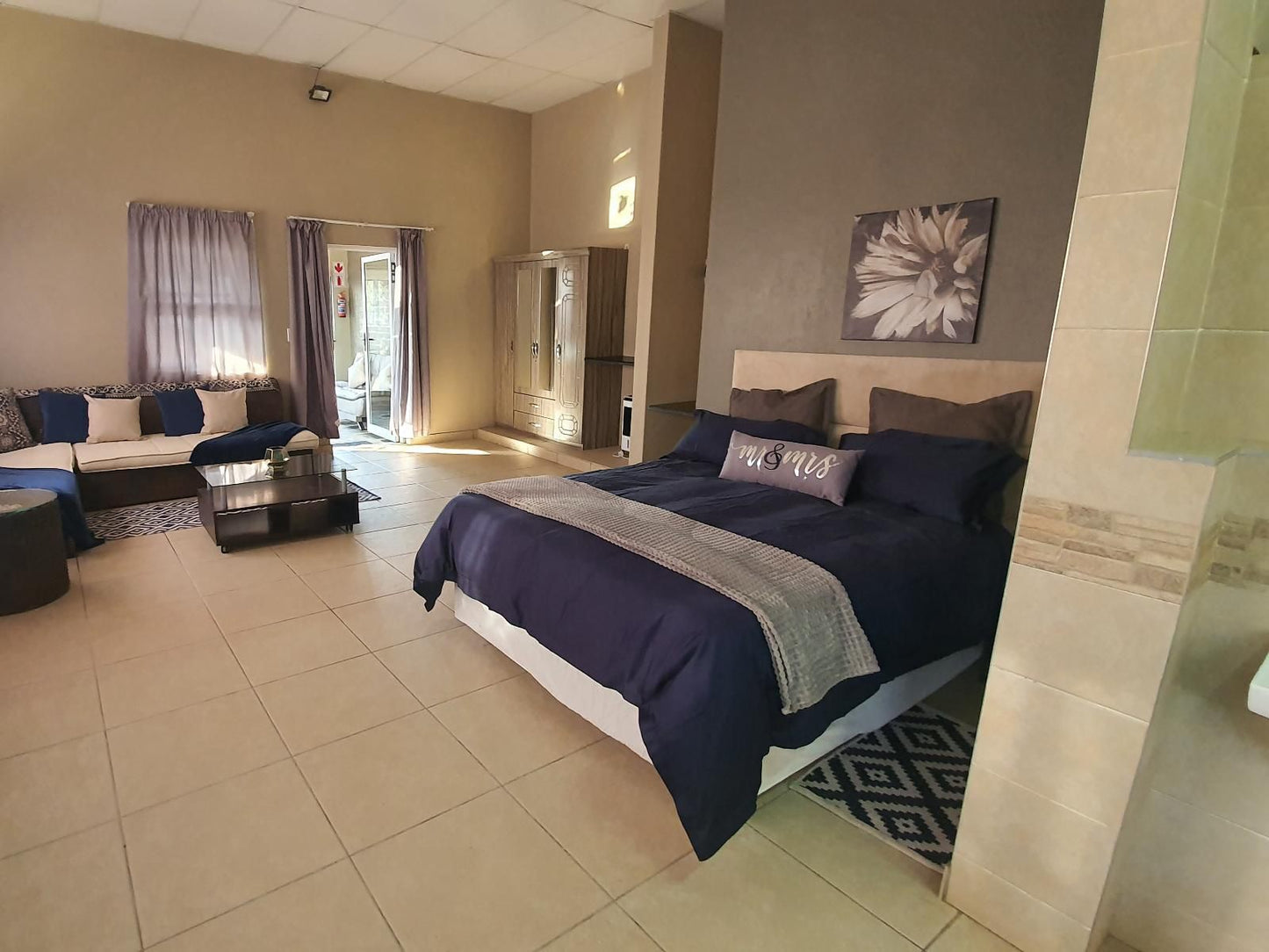 Koi Inn Hartbeespoort North West Province South Africa Bedroom