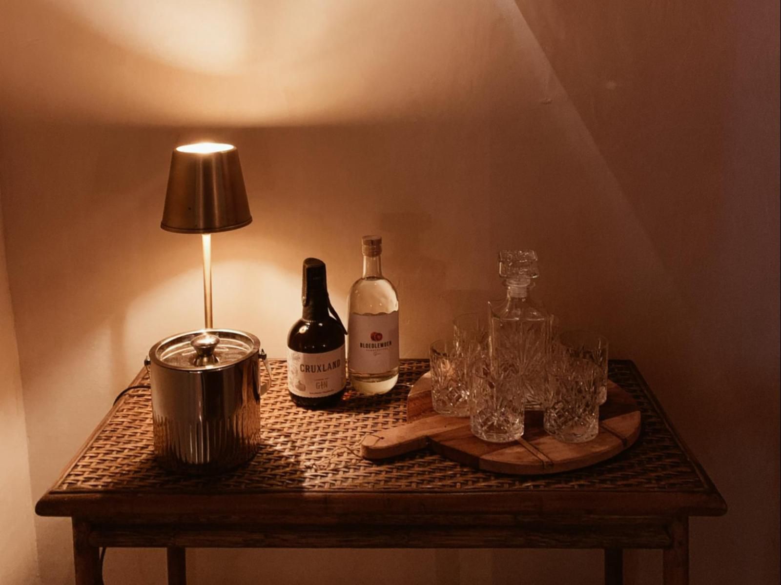 Kokos Huis, Sepia Tones, Wine, Drink