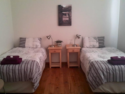 Self-Catering Room - Twin beds @ Komkyk