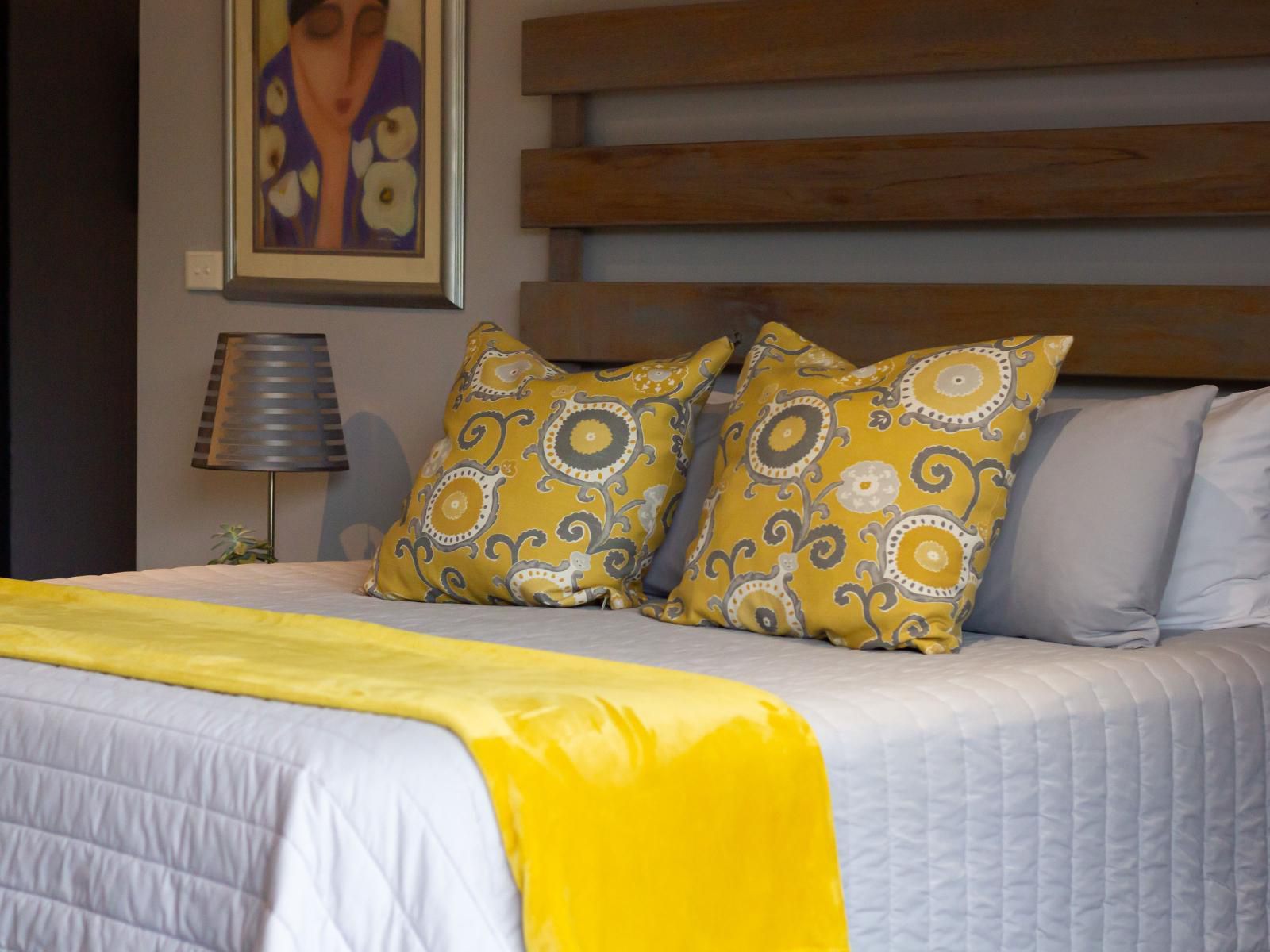 Koru Guesthouse, Yellow Room, Bedroom