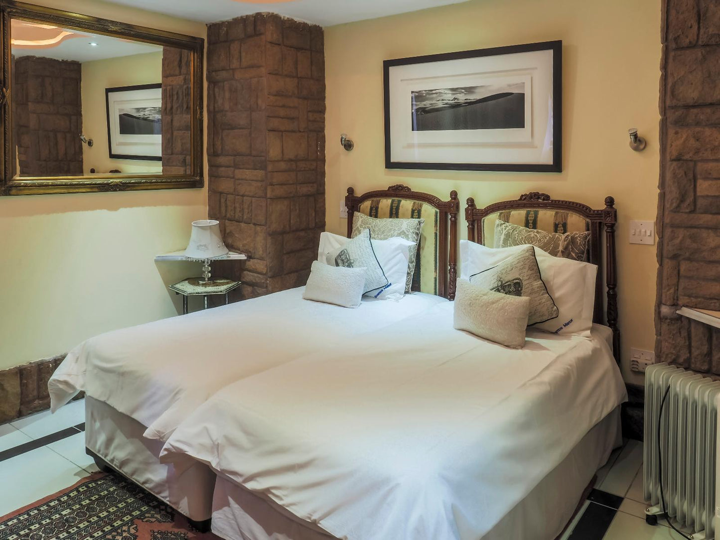 Luxury Family suite @ Kosmos Manor Guest House