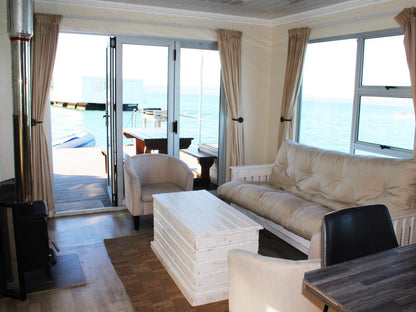 Serenity Houseboat Max 6 Sleeper @ Kraalbaai Lifestyle House Boats
