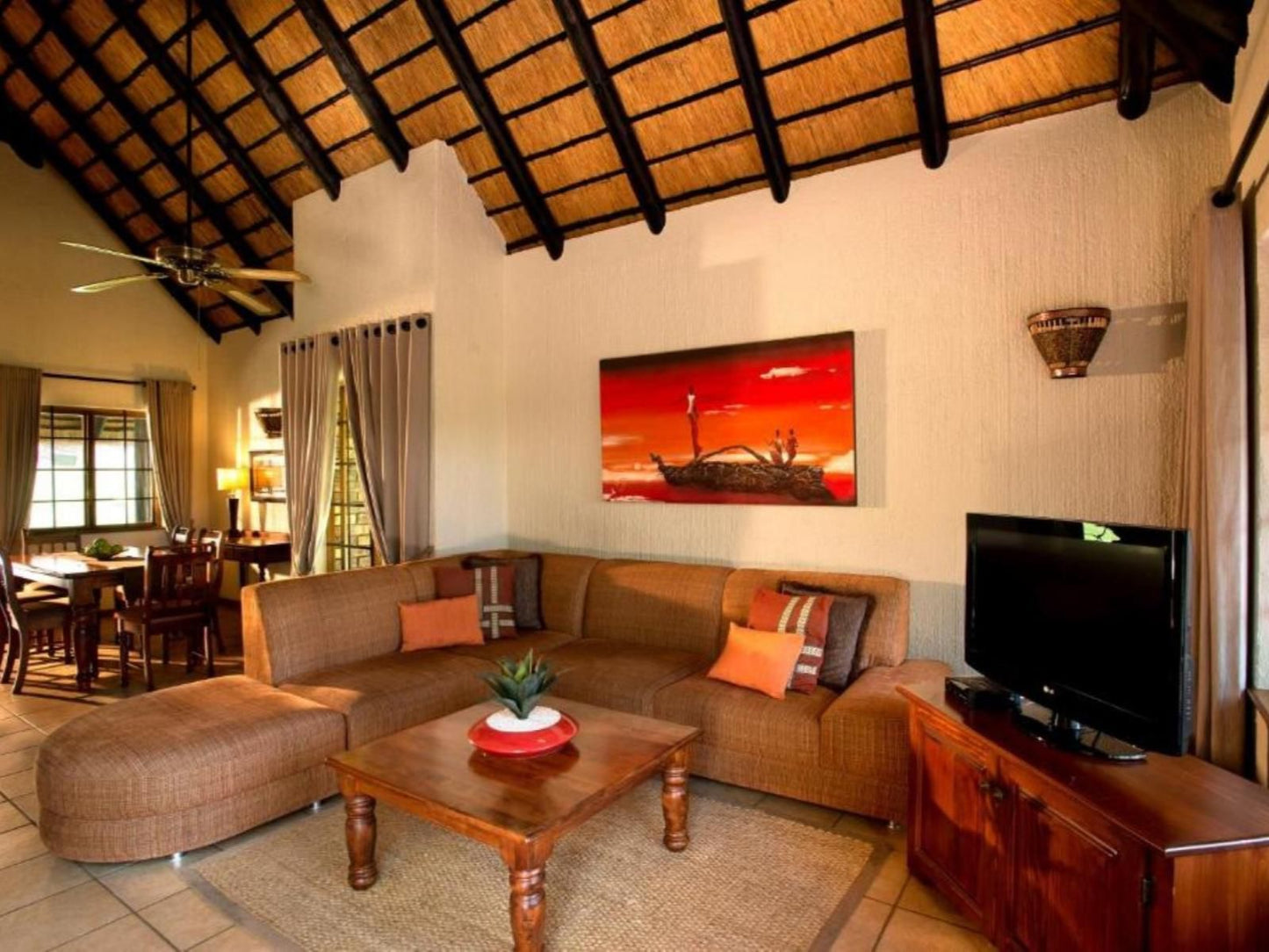 Kruger Park Lodge, Colorful, Living Room