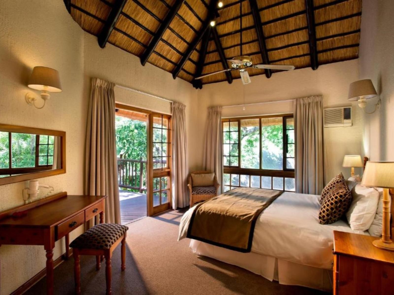 Kruger Park Lodge, 3 Bedroom Chalet, Bedroom