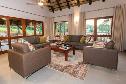 Kruger Park Lodge Unit No 611 Hazyview Mpumalanga South Africa Living Room
