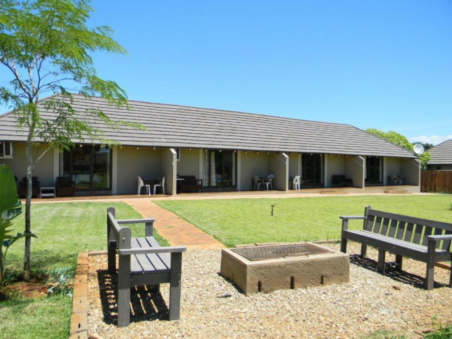 Semi-Self Catering Garden View Rooms @ Kruger View Chalets