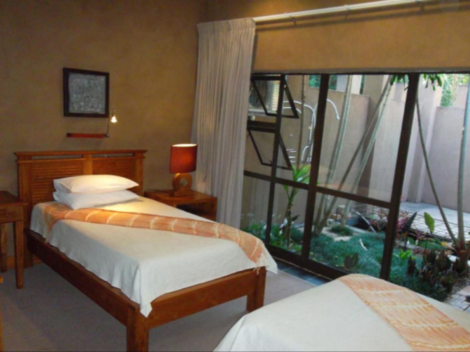 Ku De Ta B&B, Double room with bath and shower. 2