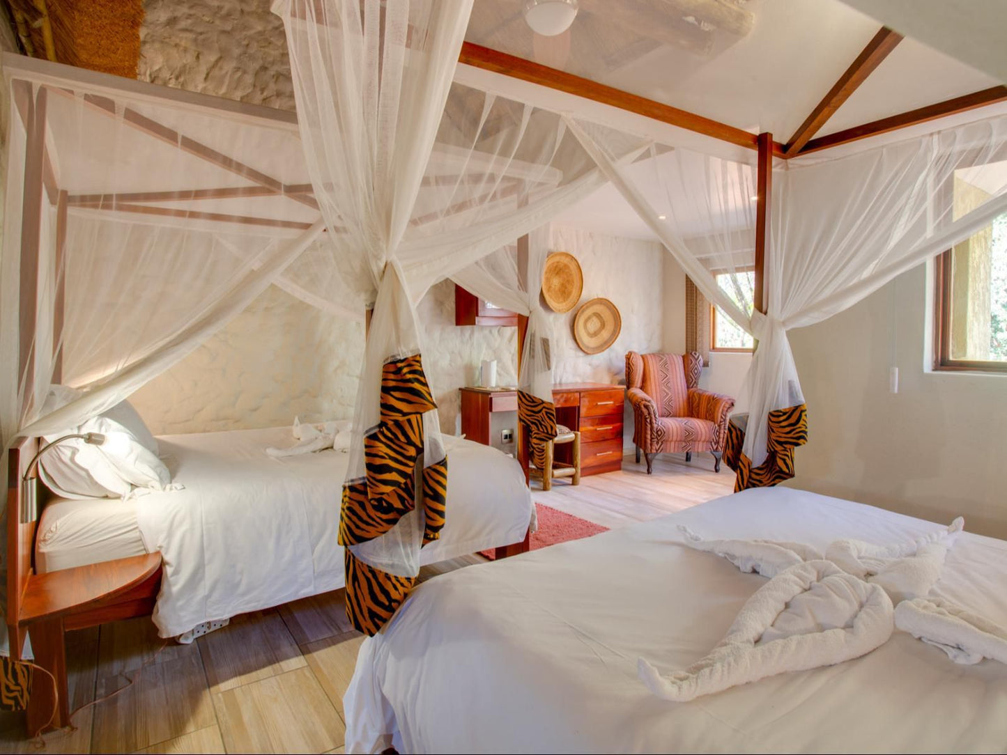 Kubu Safari Lodge, Family Suite, Bedroom