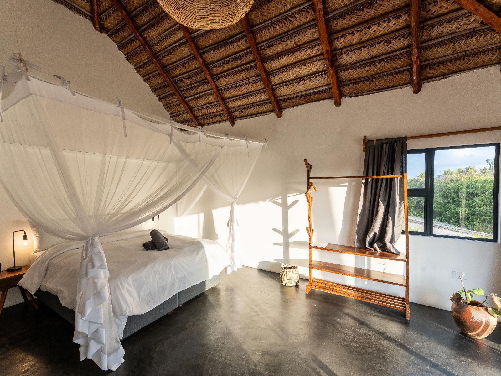 Kumba Lodge, Ocean Bungalow, Bedroom