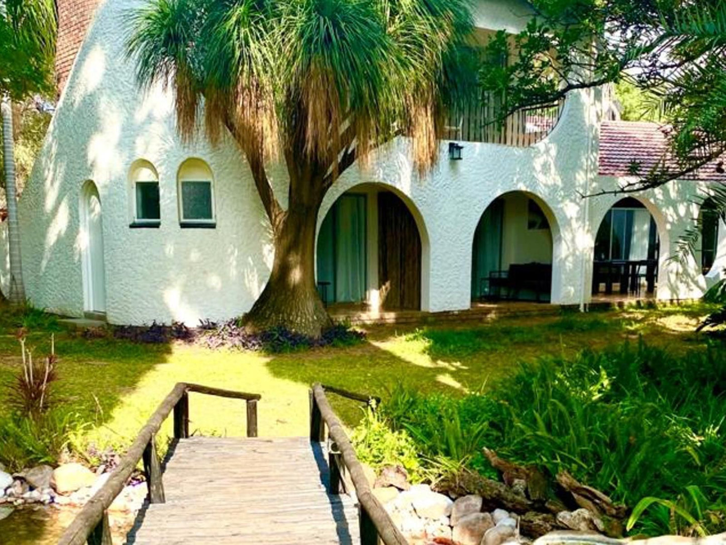 Kwa Nokeng Lodge, Kwanokeng Villa - entire house, House, Building, Architecture, Palm Tree, Plant, Nature, Wood