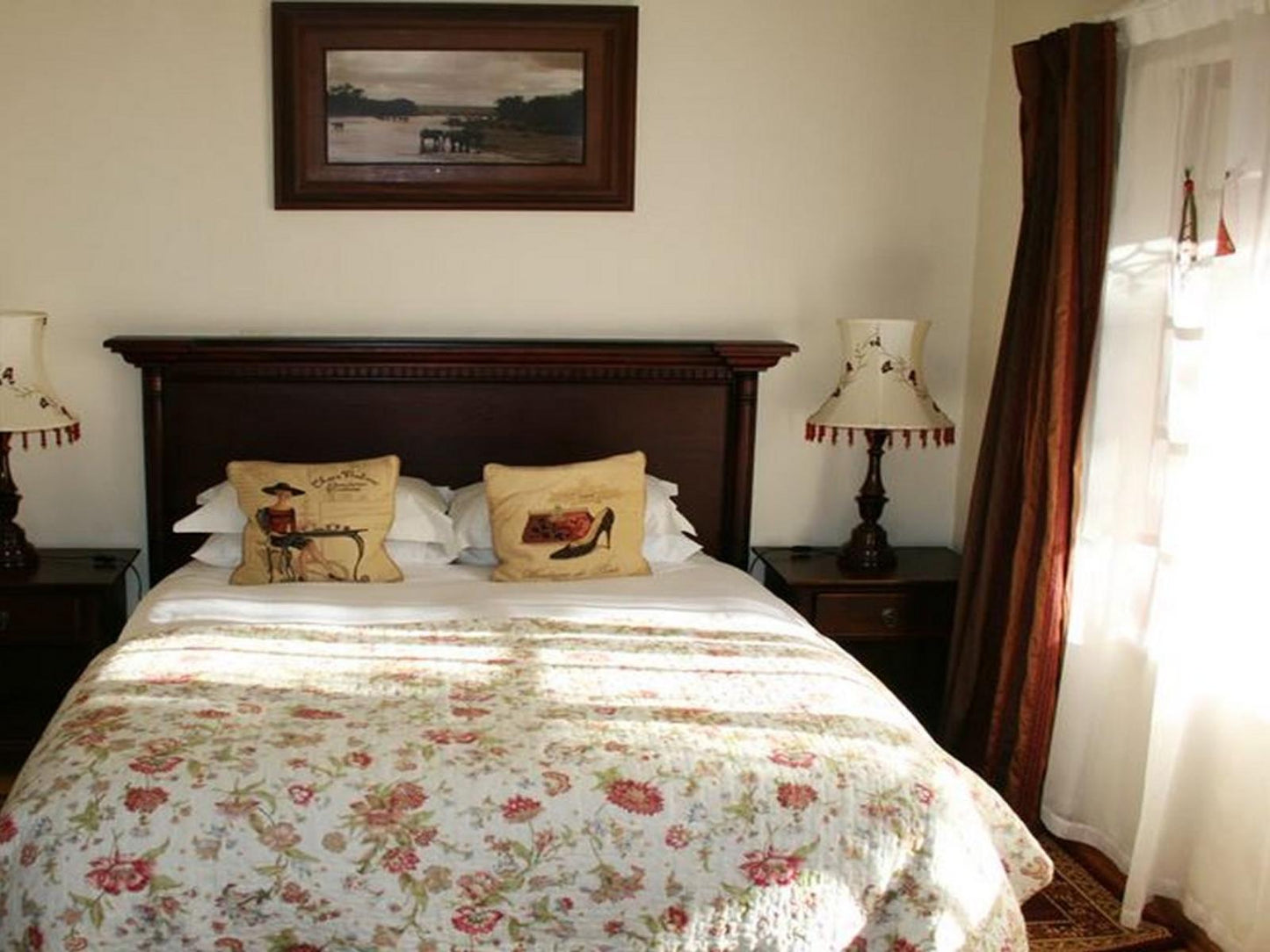 Executive Rooms @ Kwela Bed & Breakfast