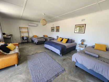 Kwelanga River Lodge, 5 Sleeper Chalet, Bedroom