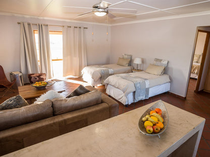 Self Catering Cottage with Hot Tub @ Kwetu Guest Farm