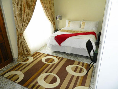 Double room @ La Picasso Guesthouse