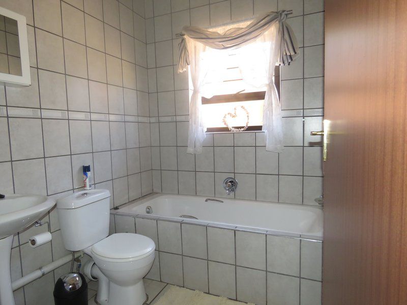 La Ringrazio Guesthouse And Self Catering Kuruman Northern Cape South Africa Bathroom