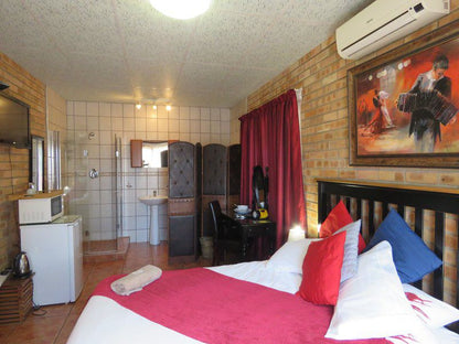 La Ringrazio Guesthouse And Self Catering Kuruman Northern Cape South Africa Bedroom