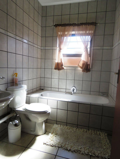 La Ringrazio Guesthouse And Self Catering Kuruman Northern Cape South Africa Unsaturated, Bathroom