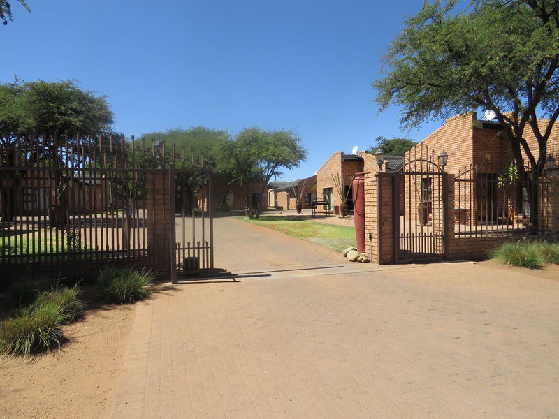 La Ringrazio Guesthouse And Self Catering Kuruman Northern Cape South Africa Complementary Colors