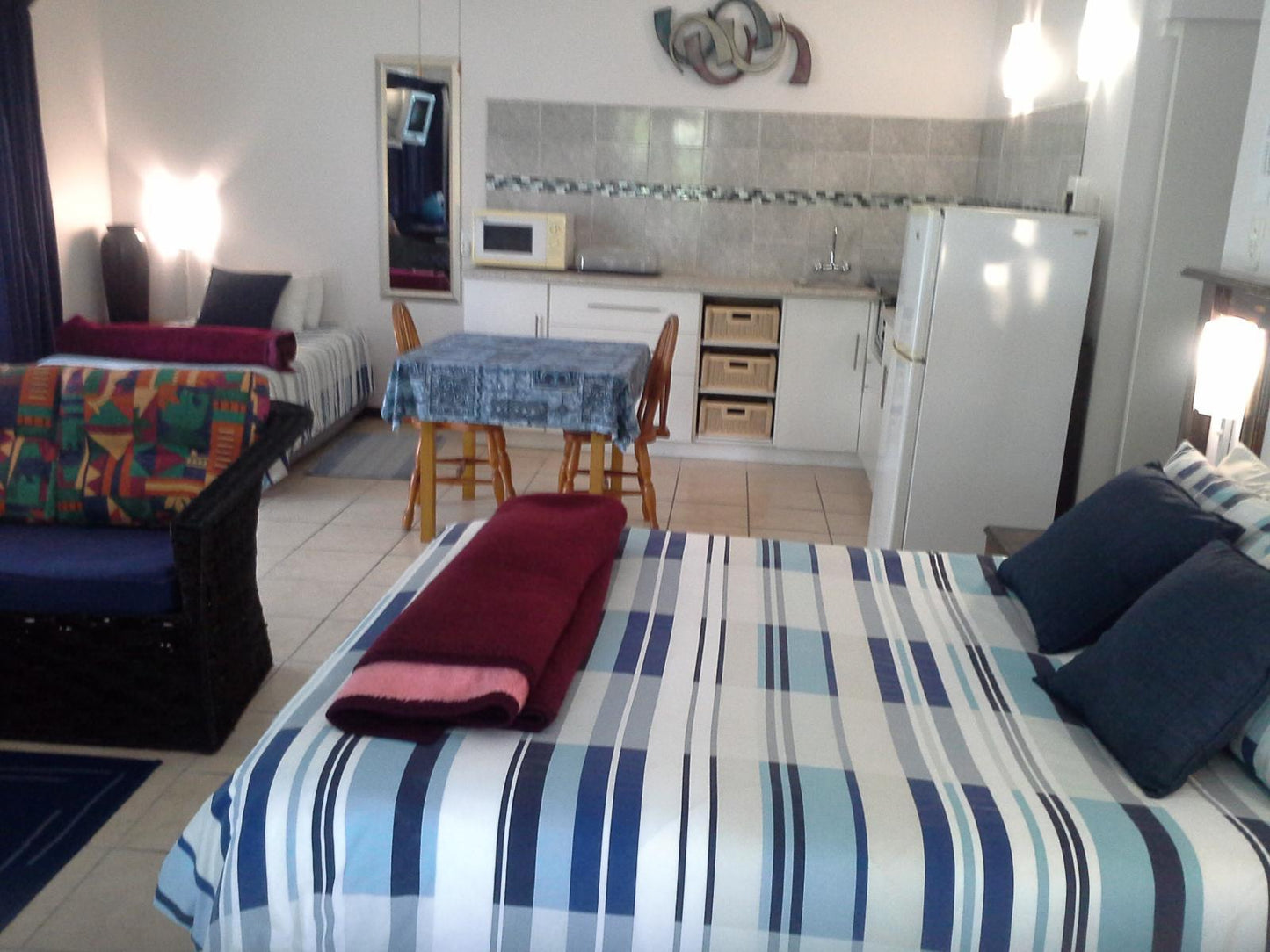 4-sleeper self catering unit @ La Rochelle Inn