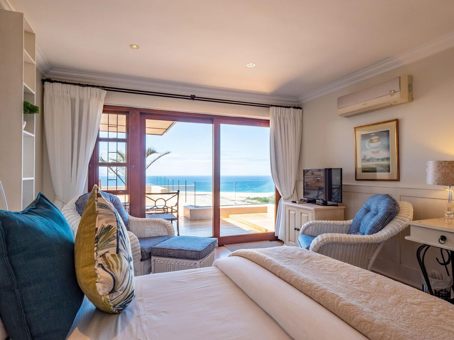 La Vista Lodge, Lagoon View Luxury King Suite 2, Beach, Nature, Sand, Ocean, Waters