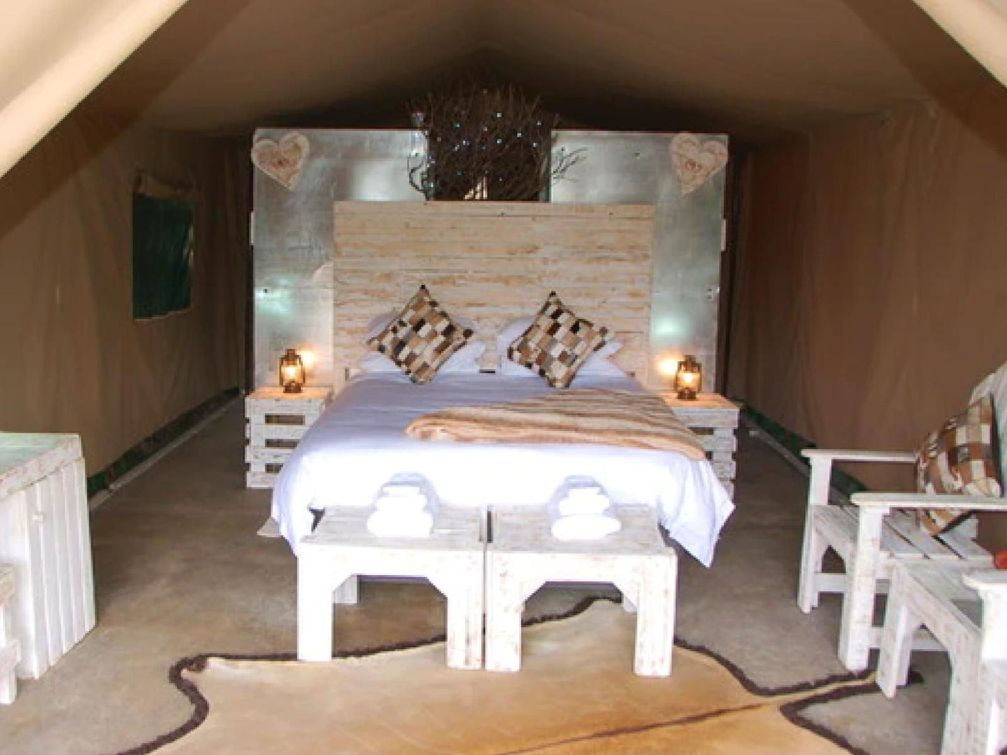 Lady Africa Bush Lodge, Honeymoon Suite, Bedroom