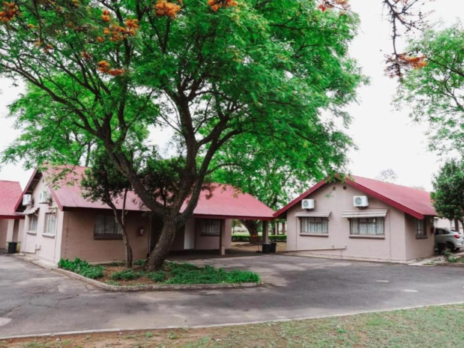 Ladysmith Motel, House, Building, Architecture